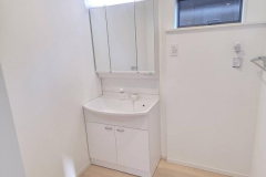 db5eb62ac788f3a61fc30d518ff669ba